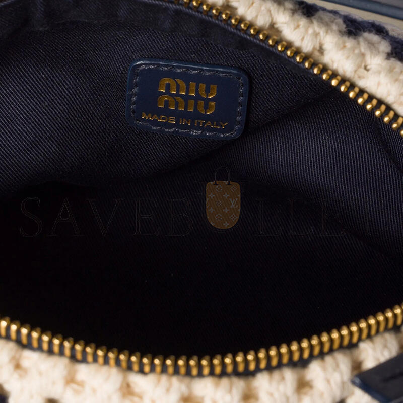 MIU MIU CROCHET POUCH 5NE841 (18.5*14*10cm)